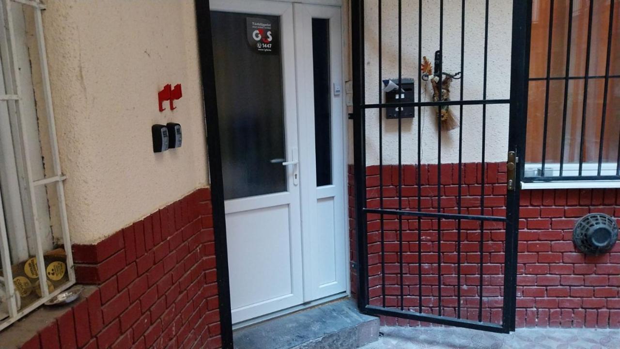Yellow Blue Apartment 부다페스트 외부 사진